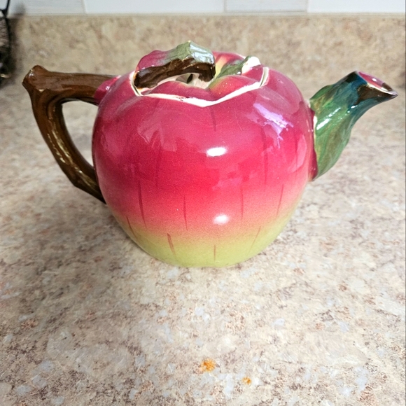 Vintage PY apple anthropomorphic teapot - Picture 3 of 6
